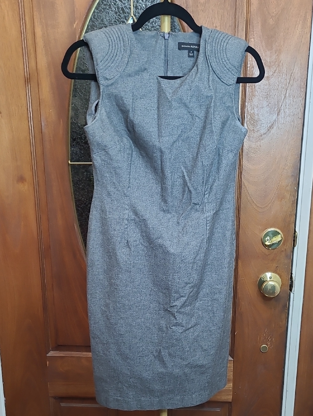 Banana Republic Gray Textured Cap-Sleeve Midi Dress